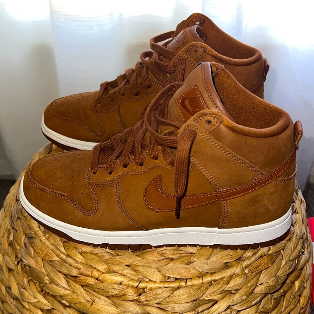Nike Dunks